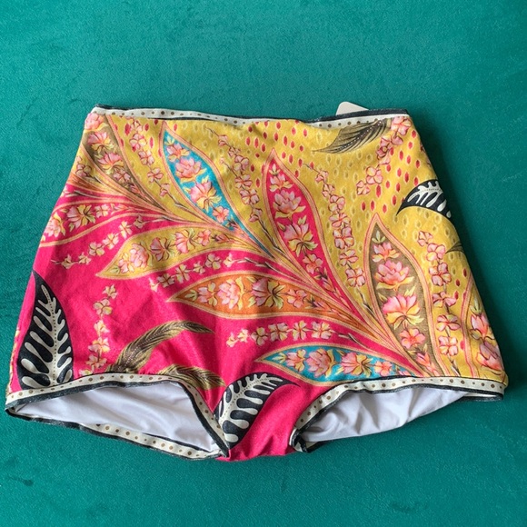 NWT Agua Bendita Village Lula Printed Shorts Size Small - Picture 5 of 6